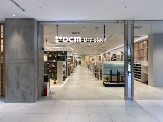 Impression of the new store in Tokio. Impression of the new store in Tokio.