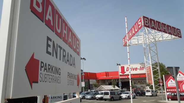 Bauhaus for example operates eleven stores in Spain. Bauhaus for example operates eleven stores in Spain.