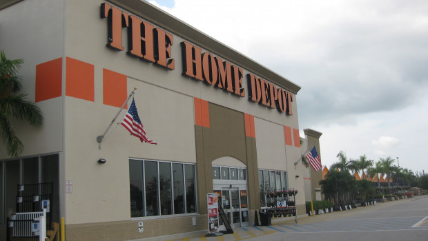 US-American home improvement chain Home Depot is the global market leader in DIY retailing. US-American home improvement chain Home Depot is the global market leader in DIY retailing.