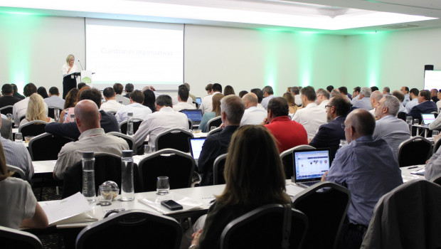 The members of the Spanish manufacturers’ association AFEB came together at their tenth Foro AFEB de Verano. The members of the Spanish manufacturers’ association AFEB came together at their tenth Foro AFEB de Verano.
