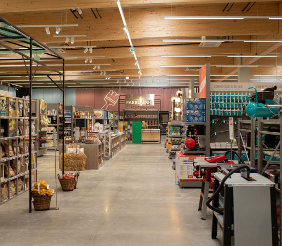 The new store has a sales area of 2 500 m². Picture: RWA/Karl Schrotter
The new store has a sales area of 2 500 m². Picture: RWA/Karl Schrotter