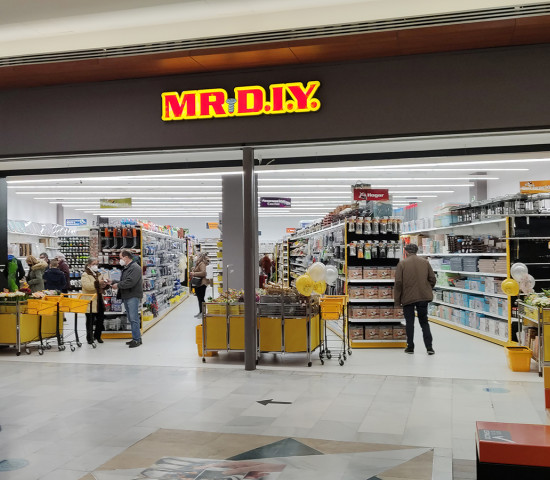 Mr. DIY opened its first European store in the Spanish city of Talavera de la Reina. Mr. DIY opened its first European store in the Spanish city of Talavera de la Reina.