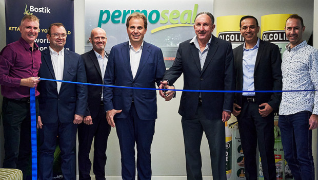Kevin Jacobs (Permoseal, from left), Betrand Jausseme (Arkema), Laurent Selles (Bostik), Vincent Legros (Bostik), Robin Jacobs (Permoseal), Chaitan Manga (Bostik) and Paul Jacobs (Permoseal) have sealed the partnership. Kevin Jacobs (Permoseal, from left), Betrand Jausseme (Arkema), Laurent Selles (Bostik), Vincent Legros (Bostik), Robin Jacobs (Permoseal), Chaitan Manga (Bostik) and Paul Jacobs (Permoseal) have sealed the partnership.