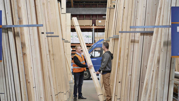 Stark focusses to a greater extent than before on the small and medium-sized companies that buy building materials. Stark focusses to a greater extent than before on the small and medium-sized companies that buy building materials.