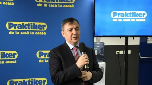 Omer Susli is the former owner of the Praktiker stores in Romania. Omer Susli is the former owner of the Praktiker stores in Romania.