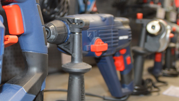 The French manufacturers of tools doe not expect a big upswing for the coming months. The French manufacturers of tools doe not expect a big upswing for the coming months.
