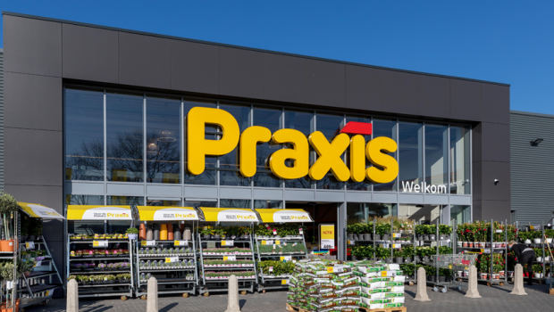 The Dutch Praxis chain is currently introducing a new appearance with a new logo. The Dutch Praxis chain is currently introducing a new appearance with a new logo.